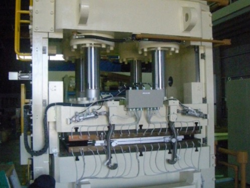 800 ton and 1,000 ton presses